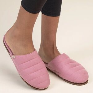 feelgoodz Women's Quilted Mule Slipper in Lotus Pink Size Medium 8-9